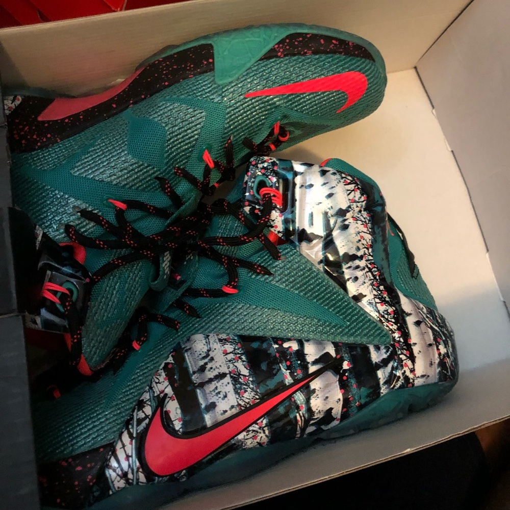 Nike Lebron 12. Green black pink  multi colored